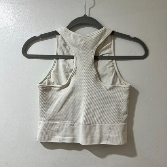 📌 YPB by Abercrombie Ribbed Workout Crop Top - Size M 🤍✨ - Picture 3 of 4